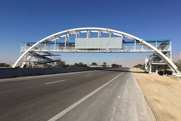 احداث دو دستگاه پل عابر پياده در محورهای بوشهر