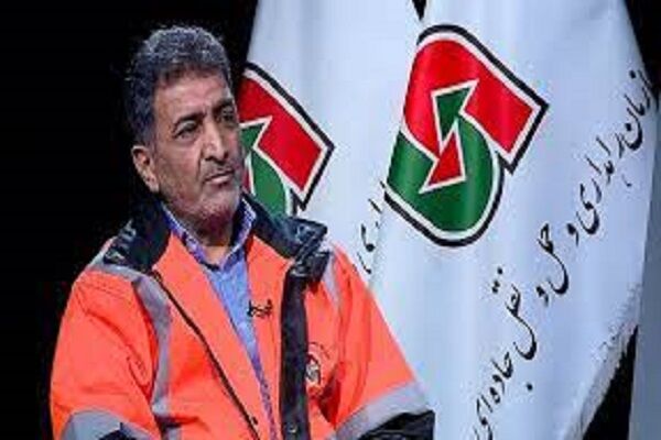 نصب ۲ هزار تابلوی مسیرنما در راههای اشتهارد نصب تابلو علائم در راه های اشتهارد