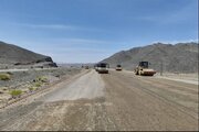 ببینید| ساخت 10 کیلومتر بزرگراه در محور زاهدان- بم توسط اداره کل راه و شهرسازی استان سیستان و بلوچستان