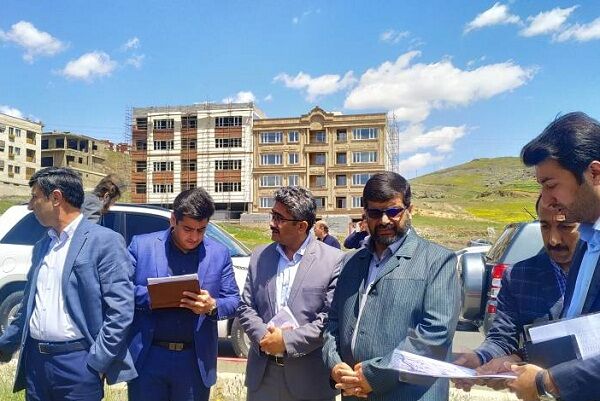 شورای مسکن استان کردستان وبازدید اقای مذنب از پروژه ها
