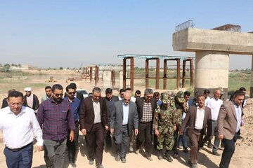 بازدید استاندار خوزستان از پروژه احداث پل عنافچه شهرستان باوی