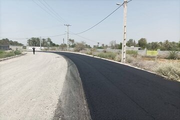 اجرای بهسازی و روکش راه‌های روستایی شهرستان میناب