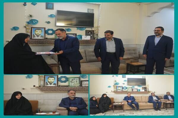 دیدار مدیرکل فرودگاه یزد با خانواده شهید دانشپرور  فرودگاه یزد