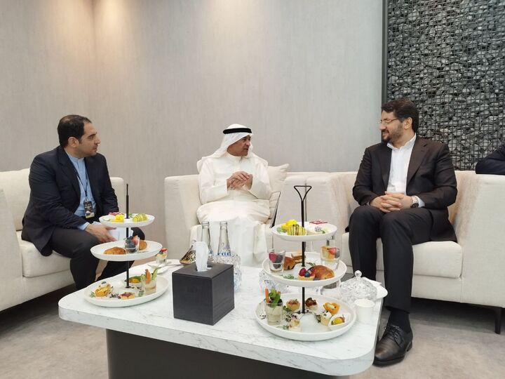 Iran and Persian Gulf Countries discuss closer ties   دیدار و مذاکرات وزیر راه و شهرسازی در حاشیه نشست ریلی غرب آسیا در ابوظبی، امارات متحده عربی، 1402