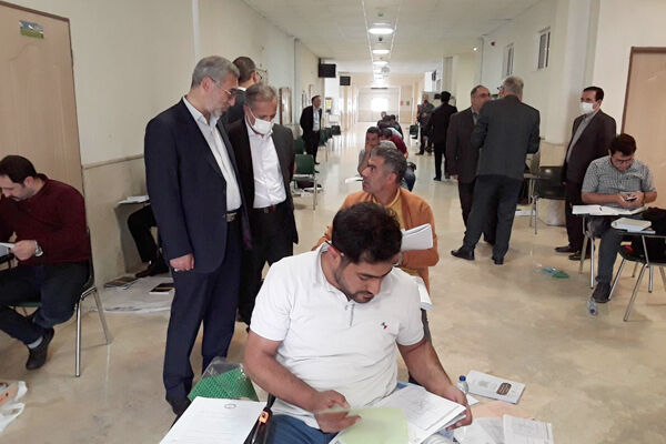 شرکت ۴۷۹۹ داوطلب درآزمون ورود به حرفه مهندسان ، کاردانها و معماران تجربی استان اردبیل  محبوب حیدری راه و شهرسازی اردبیل