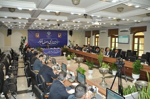 رفع مشکل افزایش هزینه حق بیمه ساخت و ساز پروژههای طرح نهضت ملی مسکن استان اصفهان نود و پنجمین جلسه شورای مسکن استان اصفهان