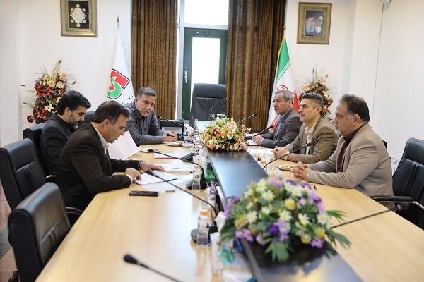 پیگیری تامین وتخصیص اعتبار برای راه های روستایی شهرستانهای حوزه انتخابیه دیدار رییس سازمان با نماینده بیرجند.jpg