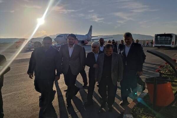 وزیر راه و شهرسازی وارد تبریز شد وزیر تبریز