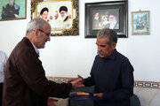 دیدار و تکریم از خانواده شهدا استان کرمانشاه