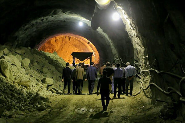 لزوم ورود وزارت نفت جهت تخصیص اعتبار به محور ملی جهرم - لار - بندرعباس تونل شهیده باختر بیگلری