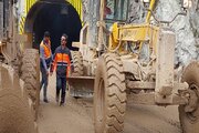 ببینید// گزارش تصویری از تلاش راهداران البرزی برای بازگشایی محور کرج- چالوس