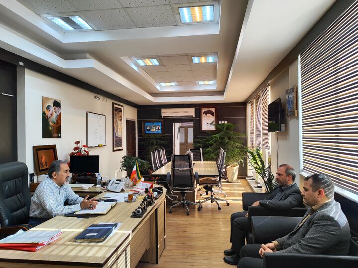 تقدیر از سرپرست اداره کل راه و شهرسازی استان کرمان کرمان