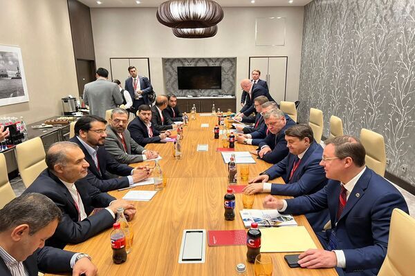 راه اندازی شرکت کشتیرانی مشترک ایران و روسیه/ ایجاد هاب رودخانه ای با ۳ بندر روسیه وزیر روسیه