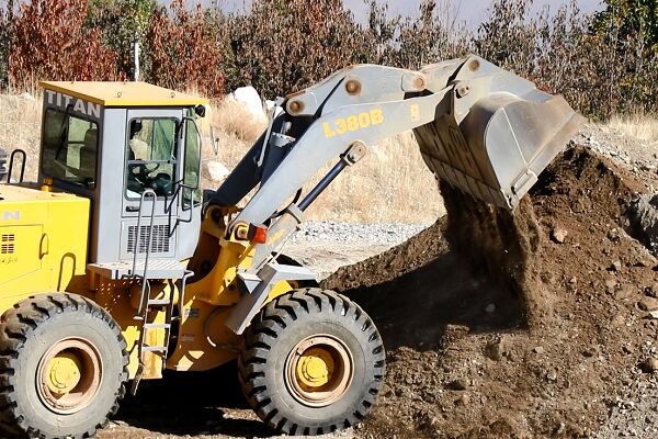 نخاله برداری بیش از ۷ هزار تن در حریم راههای استان آذربایجان غربی Untitled.png