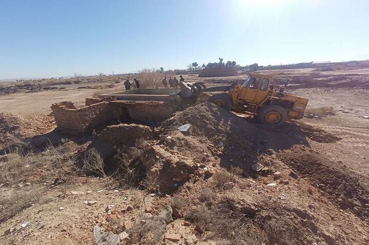 رفع تعرض فوری از ۸ هزار و ۵۰۰ متر مربع زمین دولتی ببینید/ رفع تصرف اراضی ملی استان اصفهان با تلاش های عوامل یگان حفاظت اراضی استان