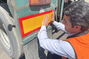 آشکارسازی کامیون های باری و حامل مواد سوختی و خطرناک در شهرستان بروجرد