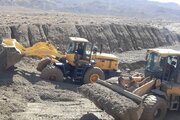 بازگشایی محور زرند- كوهبنان با تلاش شبانه روزی راهداران