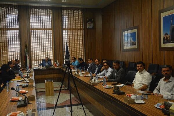 مستندسازی فرآیندها و مقدمات کسب گواهینامه فرودگاهی در فرودگاه بین المللی یزد جلسه فرودگاه یزد
