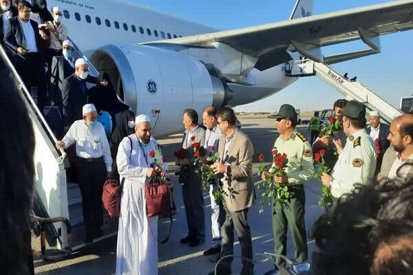 آغاز عملیات بازگشت حجاج خراسانی از سرزمین وحی فرودگاه مشهدحجاج