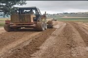 ببینید|گزارش تصویری ادامه پروژه محور روستای حسین آباد کالپوش میامی در شرق استان سمنان(شاهرود)