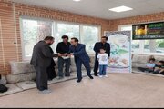 ببینید|تقدیر از برگزیدگان مسابقه نقاشی عفاف و حجاب ویژه فرزندان کارکنان اداره کل راه و شهرسازی استان سیستان و بلوچستان
