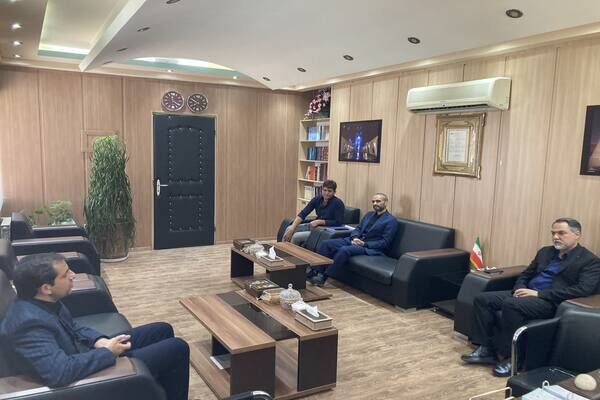 توسعه همکاری دوجانبه میان بنیاد نخبگان و فرودگاه یزد  جلسه فرودگاه یزد