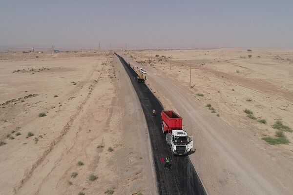 ساخت و آسفالت ۴۱۰ کیلومتر راه فرعی و روستایی در خوزستان