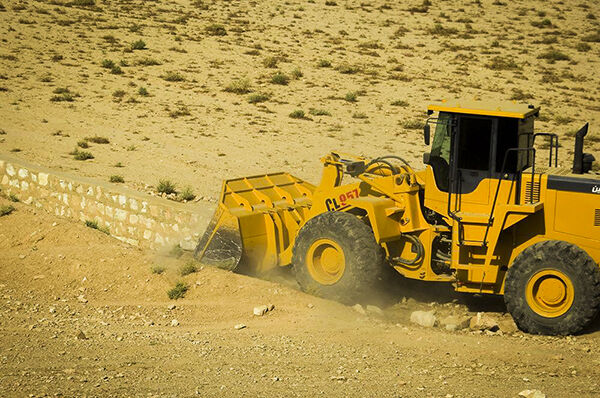 آغاز آماده سازی ۵۷ هکتار از اراضی نهضت ملی مسکن در شهر جویم آماده سازی اراضی