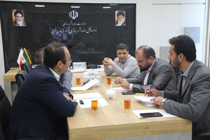 پلمب ۱۷ مشاور املاک متخلف در آذربایجانغربی دکتر حمزهلو