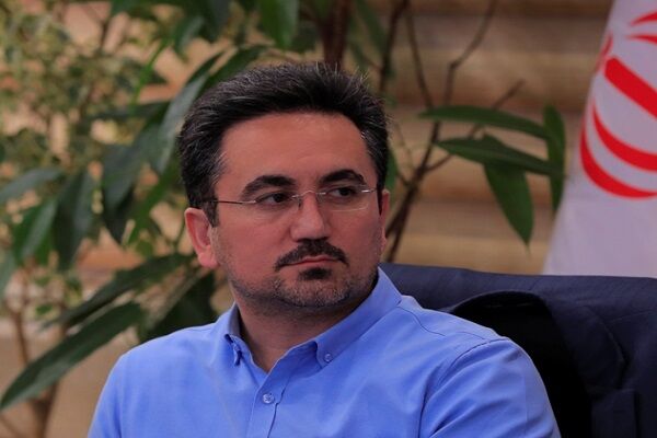 اجرای مطالعات پژوهشی جهت اقتصادی کردن فرودگاه بندرعباس رامین پور آذری