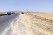 عملیات شانه سازی در بزرگراه کربلا محور کرمانشاه به ماهیدشت