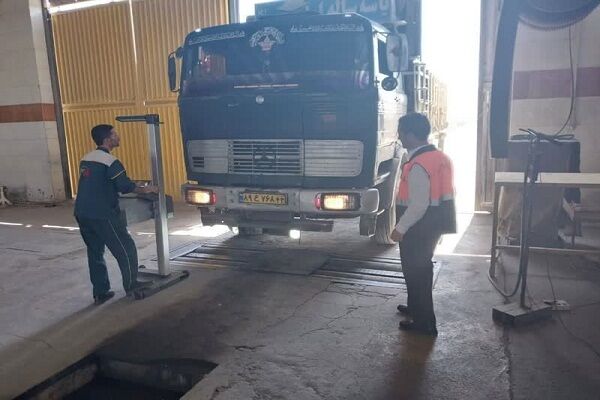 ۴ هزار خودرو از تست های مراکز معاینه فنی وسائط نقلیه سنگین آذربایجان غربی مردود شد 0ddd6fcd-cacd-4fd0-9f1f-6e6668f85327.jpg