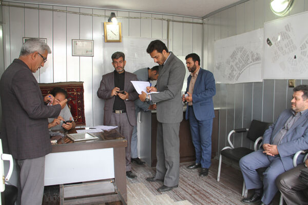 ۴۶۹ بازرسی مشترک از مشاورین املاک اردبیل / پلمپ ۲ واحد غیر مجاز  ۴۶۹ بازرسی مشترک از مشاورین املاک اردبیل / پلمپ ۲ واحد غیر مجاز مشاور املاک