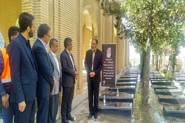 دیدار مشاور وزیر راه و شهرسازی با ایثارگران و خانواده شهدا در کردستان مردانیان