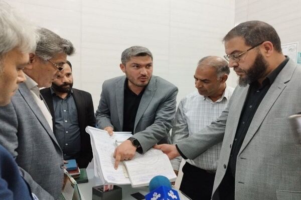 ۱۵۱ بازرسی مشترک از مشاورین املاک زاهدان / پلمپ ۱۶ واحد غیر مجاز