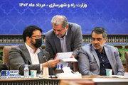 ببینید | نشست هم اندیشی اعضای کانون انبوه سازان مسکن و ساختمان ایران با وزیر راه و شهرسازی