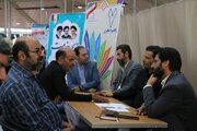 ببینید| برگزاری میز خدمت اداره کل راه وشهر سازی استان مرکزی در مصلی شهر اراک