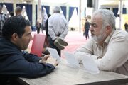 ببینید| برگزاری میز خدمت اداره کل راه وشهر سازی استان مرکزی در مصلی شهر اراک