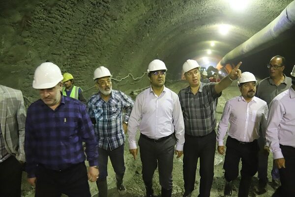 ایمن سازی محور طالقان-هشتگرد  در اولویت بازدید میدانی مدیرکل راه و شهرسازی استان البرز از طرحهای عمرانی و راهسازی استان البرز