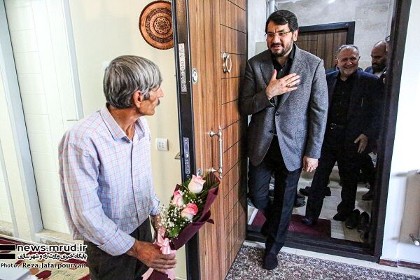 شتابدهی به پروژههای نهضت ملی مسکن با سیاستهای تلفیقی دولت  وزیر زنجان