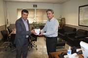 اهدای گل