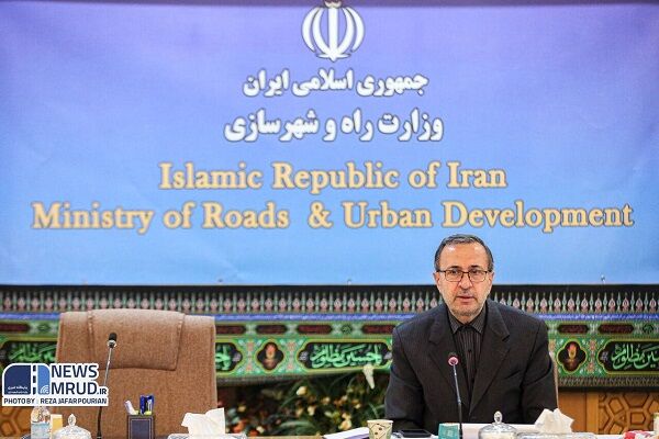 رشد ۴۴ درصدی میزان ترانزیت ماهانه از کشور در مرداد سالجاری افندی زاده