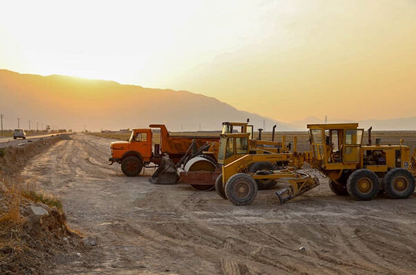 آغاز ساخت مسیر تقاطع کاریان به سمت هَرم با مشارکت خیرین آغاز ساخت مسير تقاطع كاريان به سمت هَرم با مشاركت خيرين