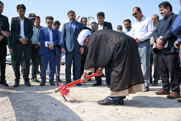 گام نخست نهضت ملی مسکن در بیرم با کلنگ زنی ٩٧ واحد مسکونی آغاز شد گام نخست نهضت ملى مسكن در بيرم با كلنگ زنى ٩٧ واحد مسكونى آغاز شد.