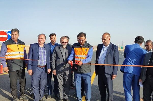 بهرهبرداری از پروژههای راهداری آشتیان با اعتباری بالغ بر ۲۲۰ میلیارد ریال آشتیان