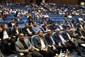 ببینید| دومین اجلاس سازندگان و طراحان در مشهد در راستای ترویج و تحقق اهداف نهضت ملی مسکن