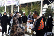 خدمات رسانی راهداران به زوار اربعین حسینی (ع) در پایانه مرزی خسروی