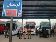 ببینید| خدمت رسانی تیم اعزامی اداره کل راهداری و حمل و نقل جادهای لرستان در مرز مهران