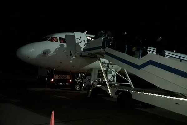 پرواز اولین گروه زائران اربعین از فرودگاه شهدای زنجان فرودگاه زنجان