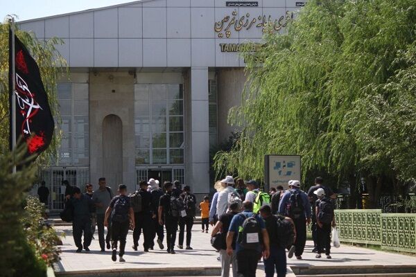تردد از پایانه مرزی تمرچین از مرز ۱۰۰ هزار نفر گذشت afd9071b-d951-4568-b37c-6bd9978d4d37.jpg